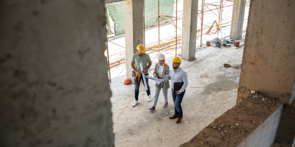 Informe de Evaluación de Edificios IEE Becerril de la Sierra · Arquitectura técnica e Informe de Evaluación IEE